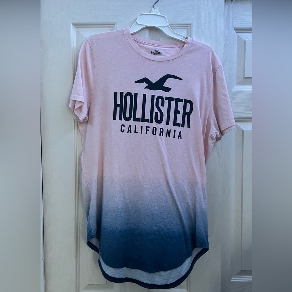 Hollister California T-shirt size Large